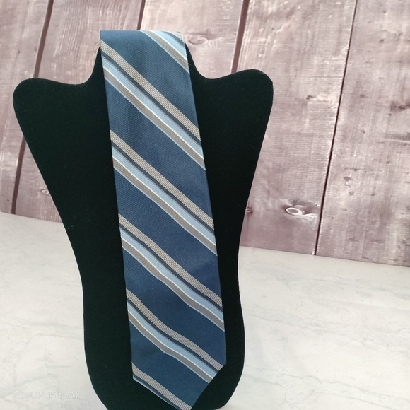 Lands End Men's Silk Blue Tan Striped Men's Tie Necktie Repp Textured Handsewn - Picture 1 of 9